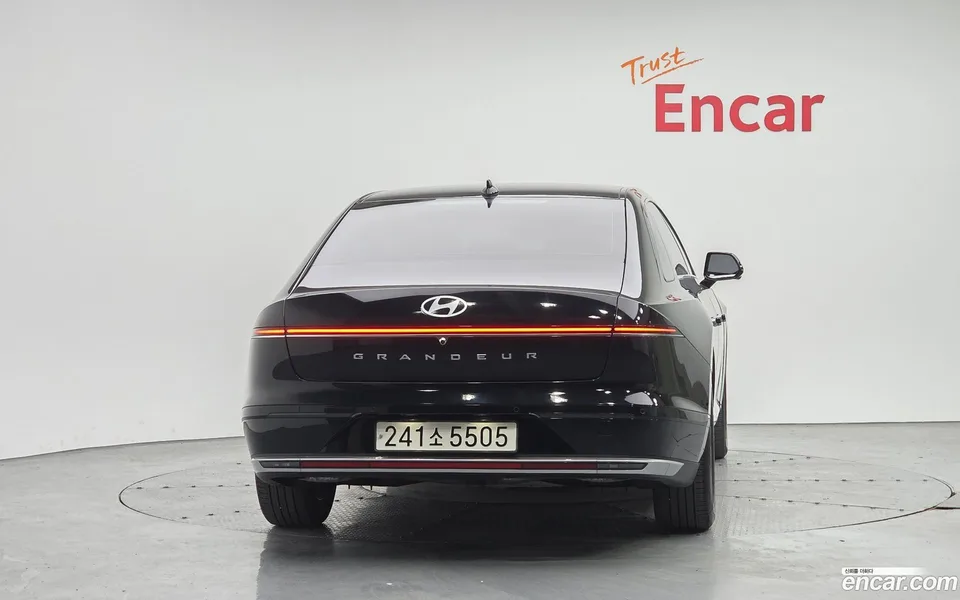 Hyundai Grandeur 2.5 2WD 2023 — миниатюра 4