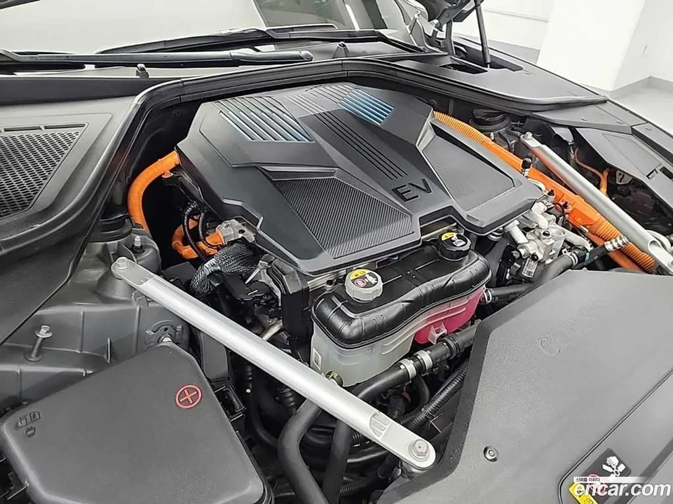 Genesis Electrified G80 e-AWD 2023 — миниатюра 5