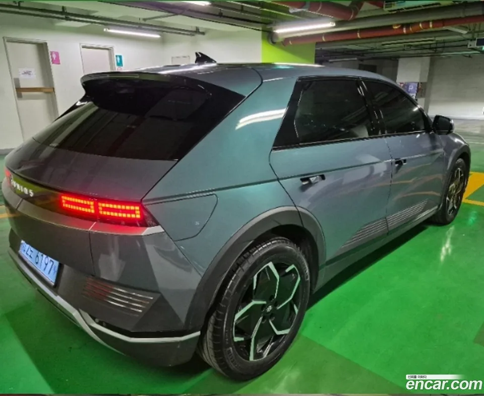 Hyundai Ioniq 5 2024 — миниатюра 3
