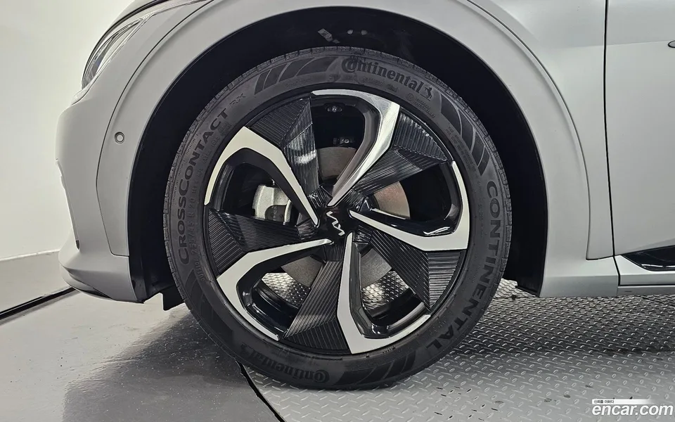 Kia EV6 2022 — миниатюра 5