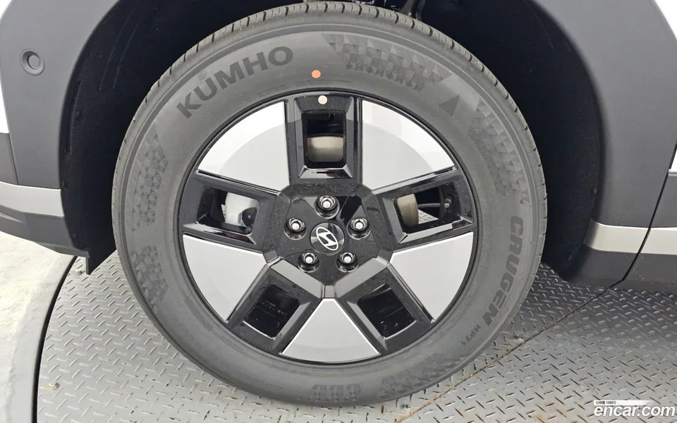 Hyundai Santa Fe HEV 1.6 2WD 2026 — миниатюра 5