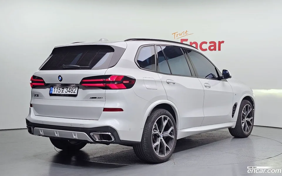 BMW X5 xDrive 40i M 2025 — миниатюра 2