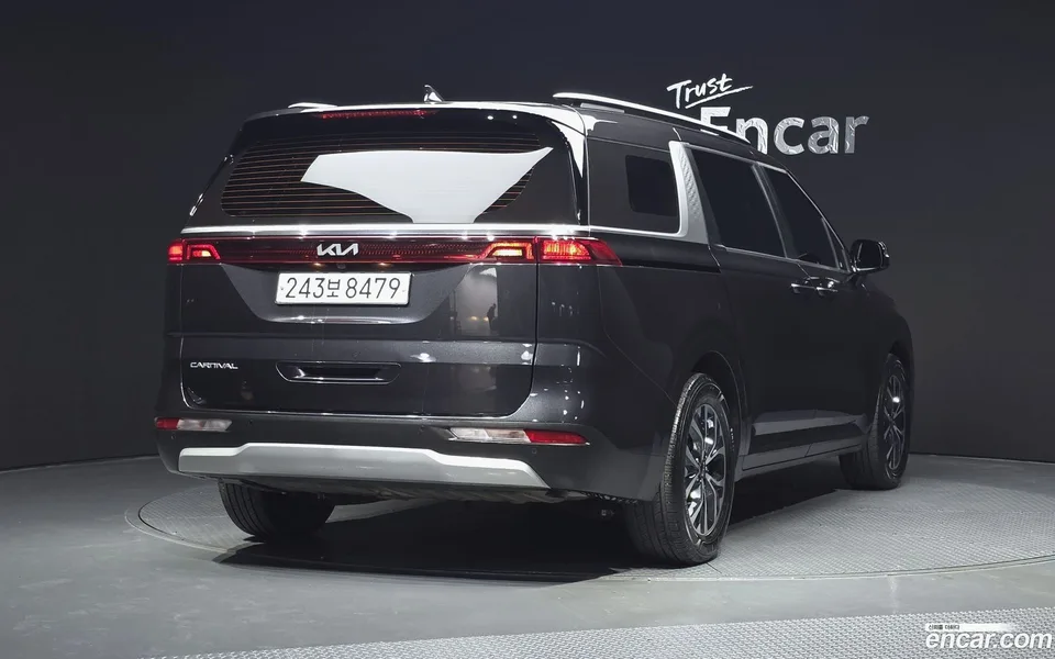 Kia Carnival 9 2022 — миниатюра 2