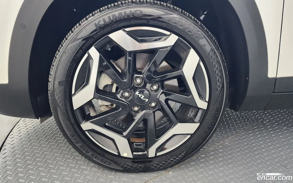Kia Seltos 1.6 2WD 2023 — миниатюра 5