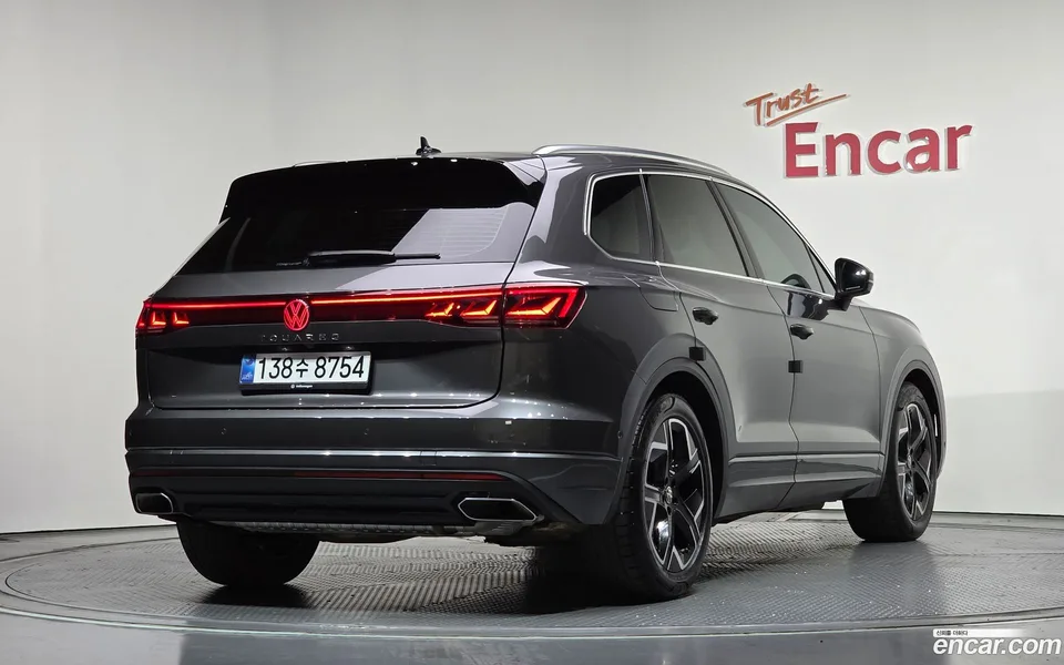 Volkswagen Touareg 3.0 TDI 2025 — миниатюра 2