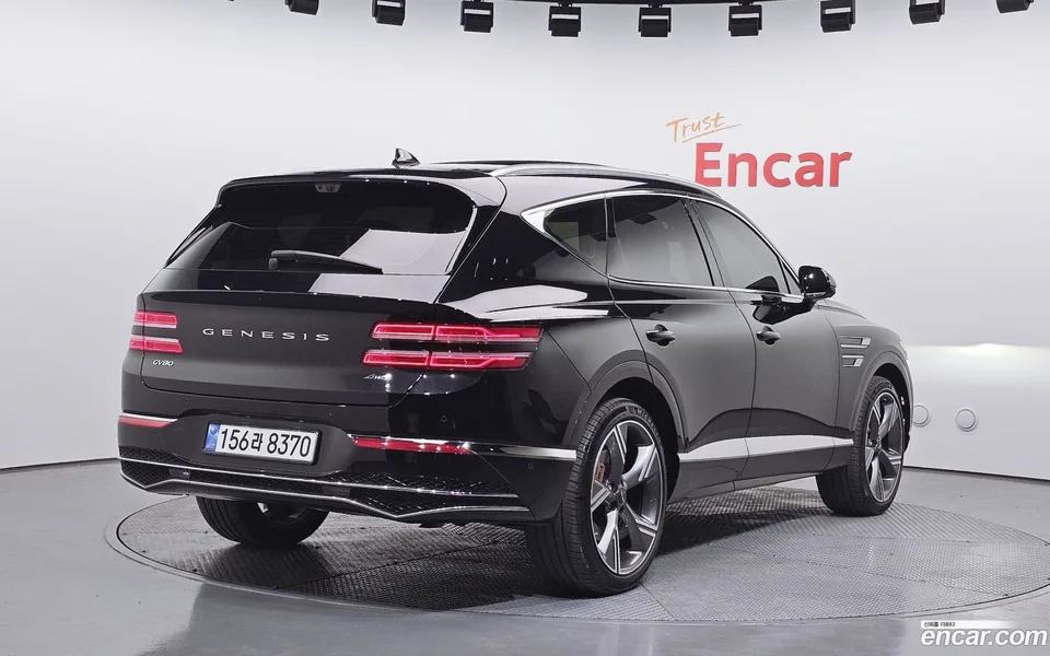 Genesis GV80 3.5T AWD 2023 — миниатюра 2
