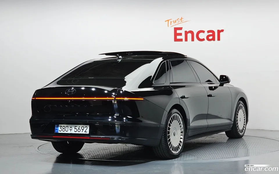 Hyundai Grandeur 2.5 2WD 2024 — миниатюра 2