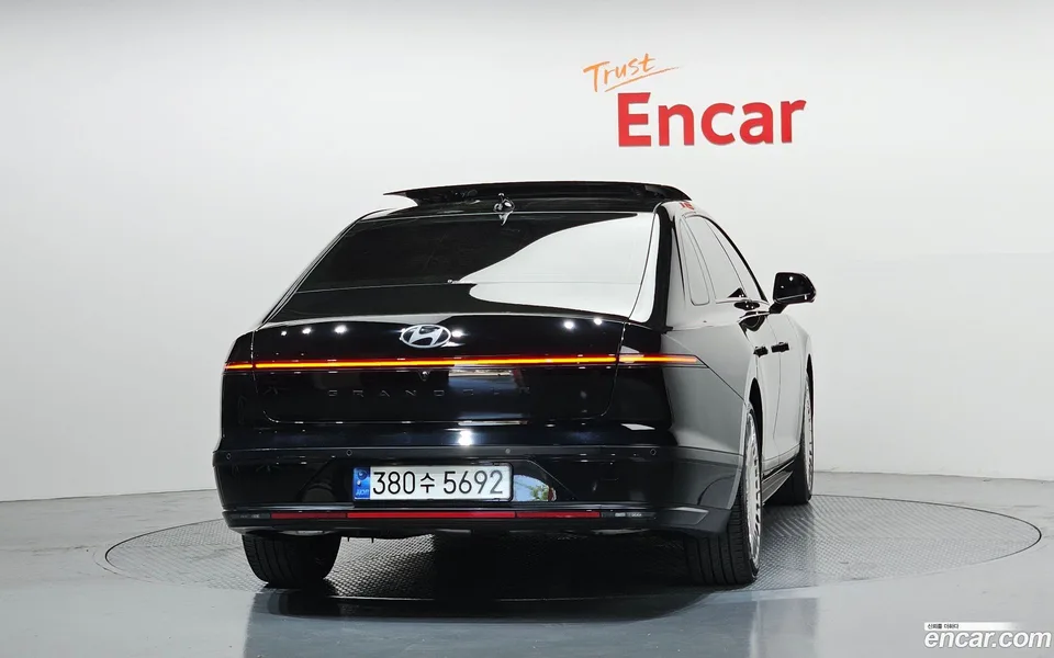 Hyundai Grandeur 2.5 2WD 2024 — миниатюра 4