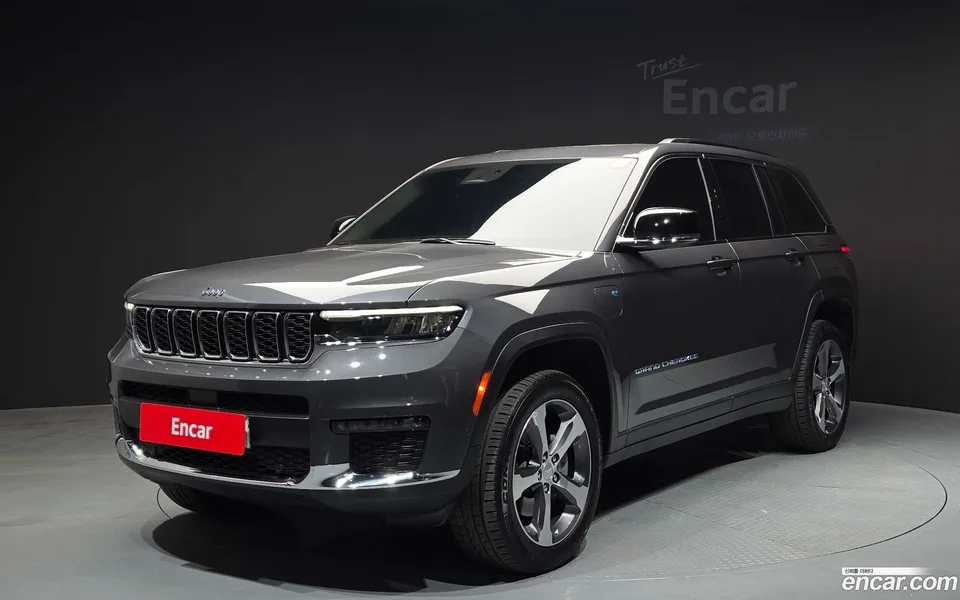 Jeep Grand Cherokee 4xe 2023 — фото 1, купить с доставкой в Москву