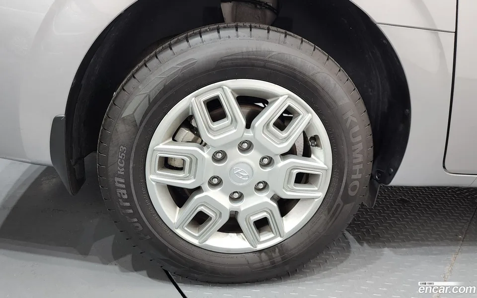 Hyundai Staria 3 2024 — миниатюра 5