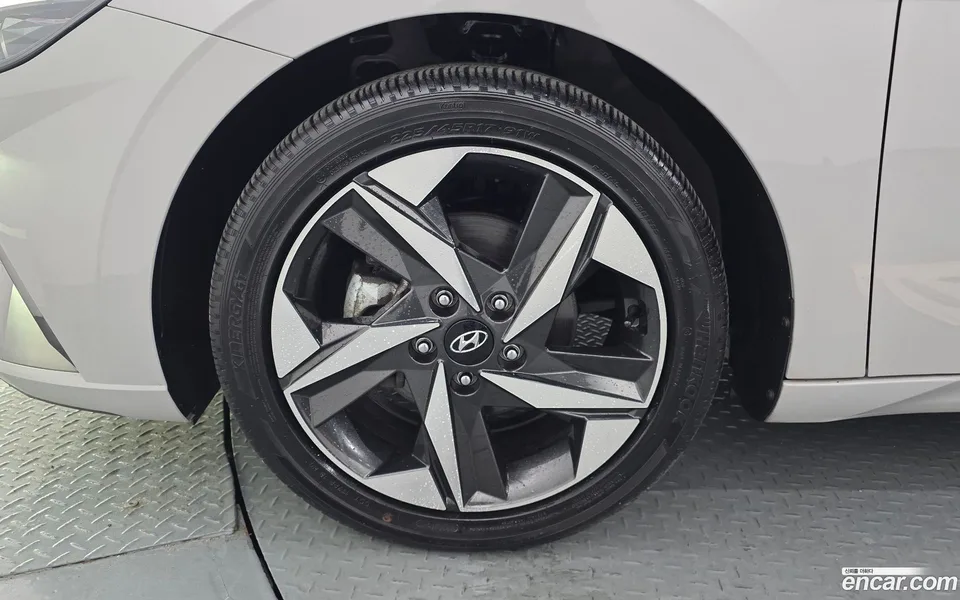 Hyundai Avante 1.6 2022 — миниатюра 5