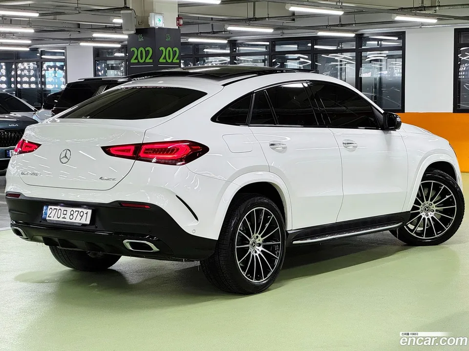 Mercedes-Benz GLE-Class GLE400d 4MATIC 2022 — миниатюра 2