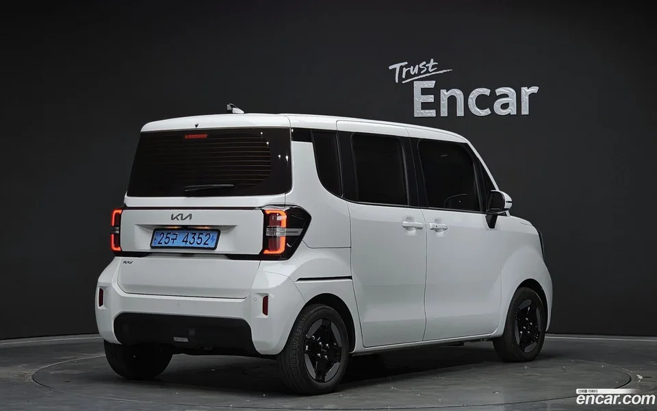 Kia Ray EV 2023 — миниатюра 2