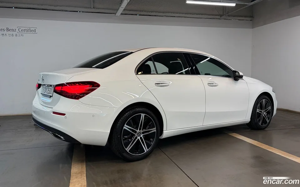 Mercedes-Benz A-Class A220 2026 — миниатюра 2