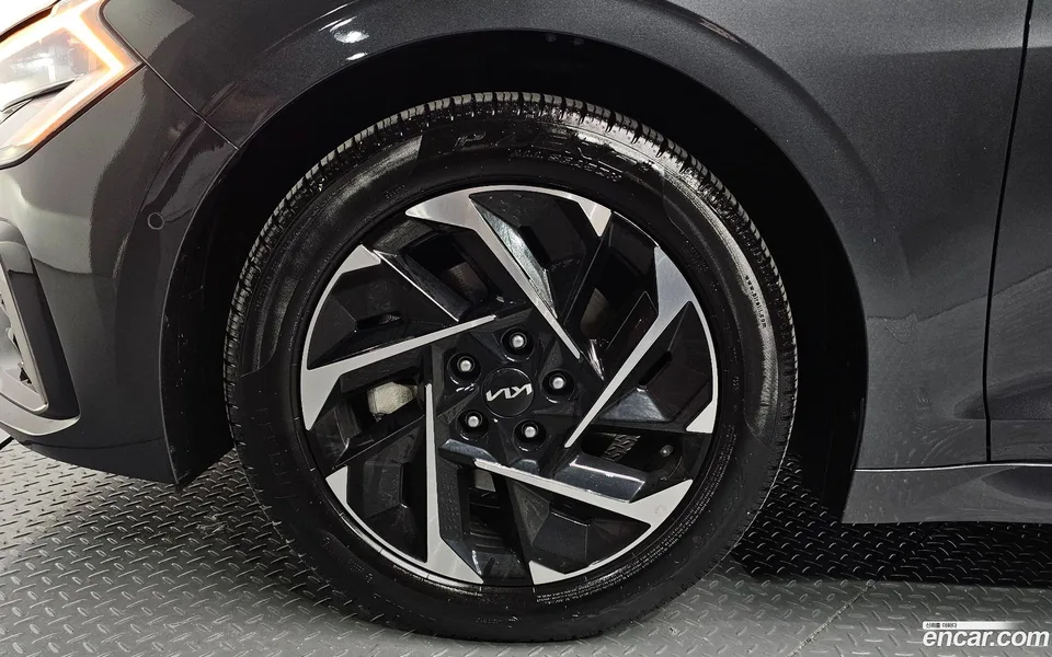 Kia K5 Hybrid 2024 — миниатюра 5