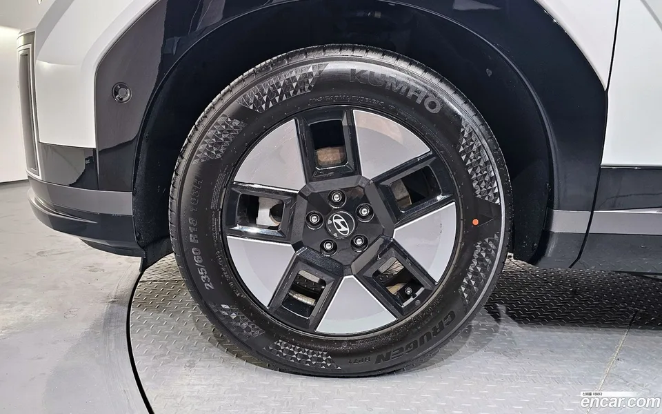 Hyundai SantaFe HEV 1.6 2WD 2023 — миниатюра 5