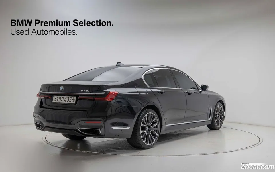 BMW 7 Series 740i M 2022 — миниатюра 2