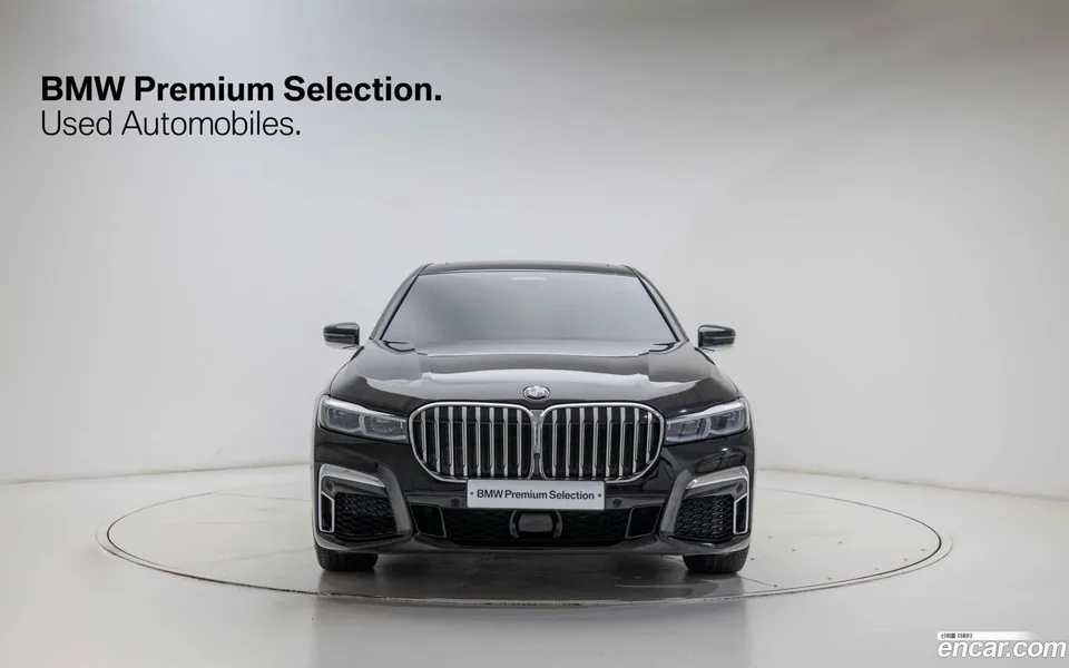 BMW 7 Series 740i M 2022 — миниатюра 3