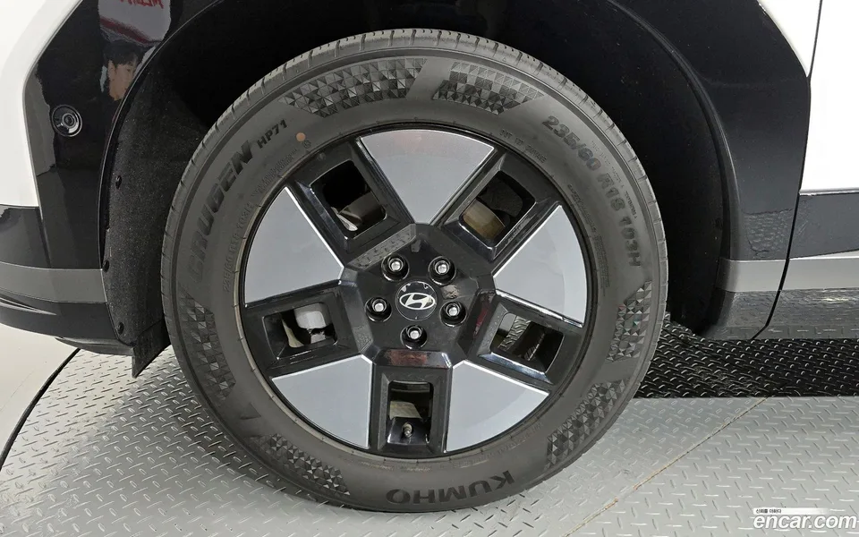 Hyundai Santa Fe HEV 1.6 2WD 2024 — миниатюра 5
