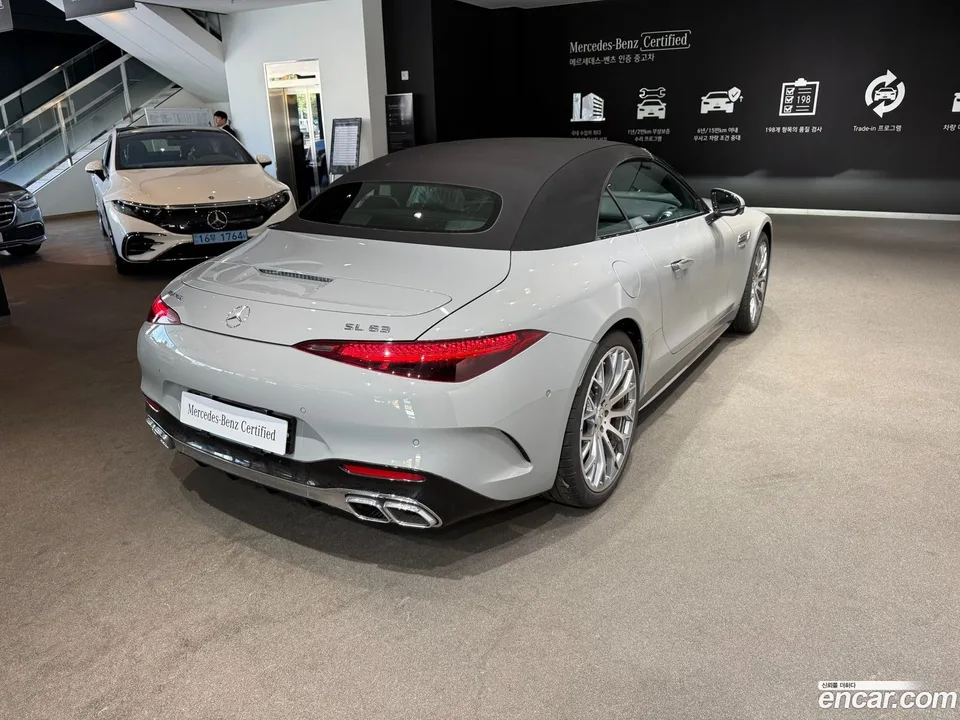 Mercedes-Benz SL-Class AMG SL63 4MATIC+ 2025 — миниатюра 2