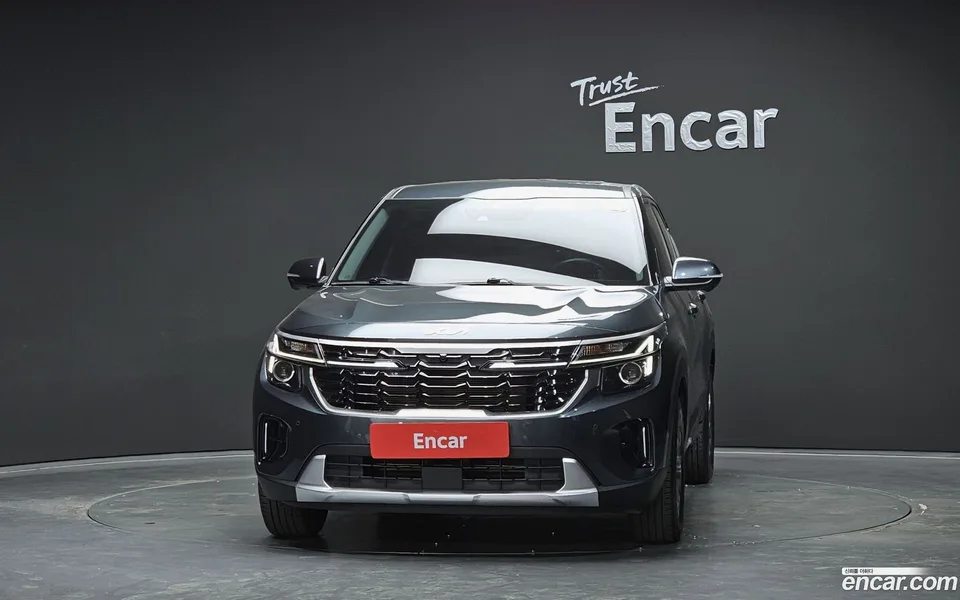 Kia Seltos 2.0 2WD 2023 — миниатюра 3