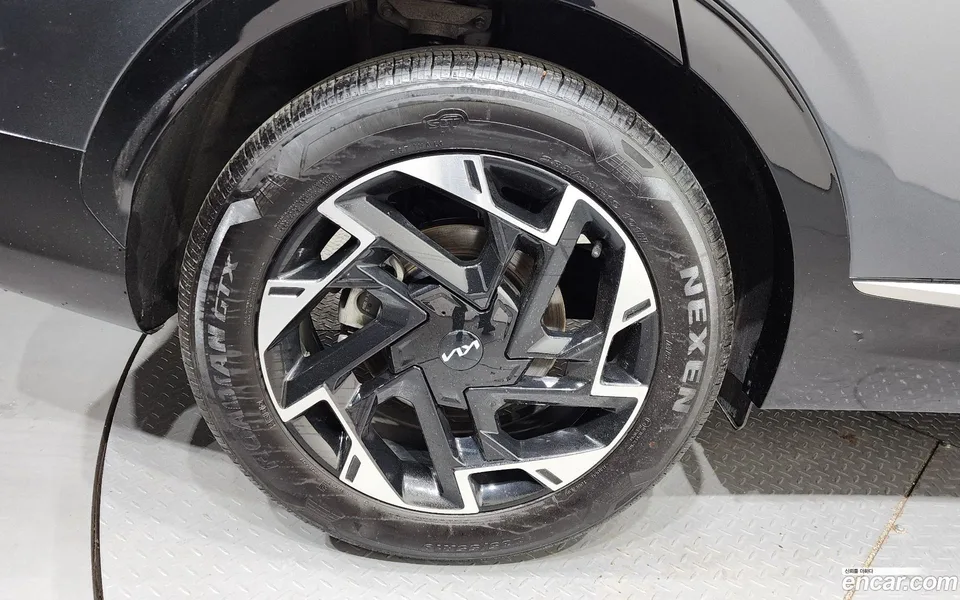 Kia Sportage 1.6 2WD 2023 — миниатюра 2