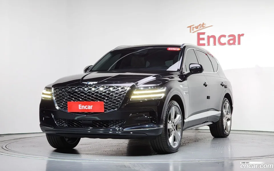 Genesis GV80 2.5T AWD 2023 — фото 1, купить с доставкой в Москву