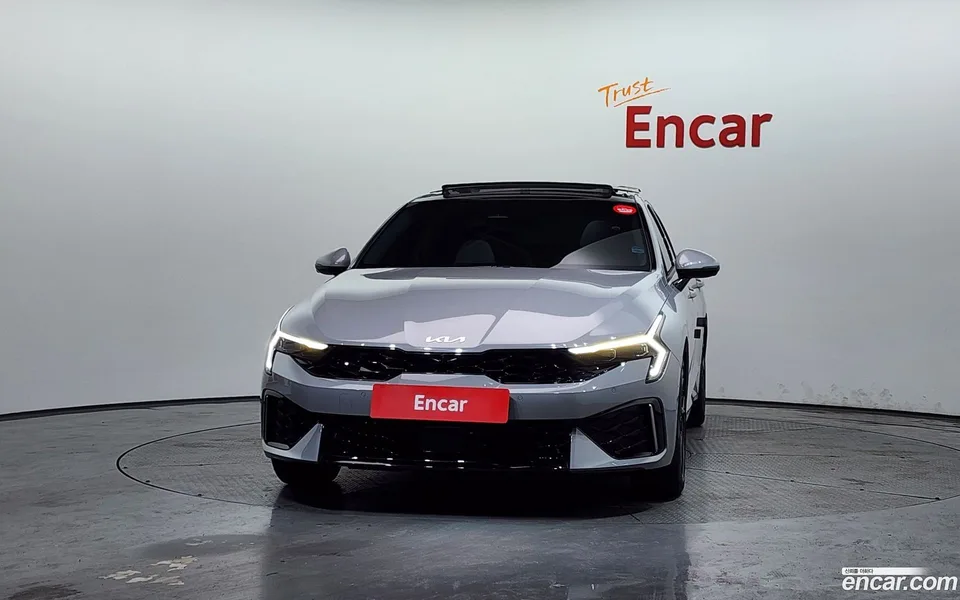 Kia K5 Hybrid 2025 — миниатюра 3