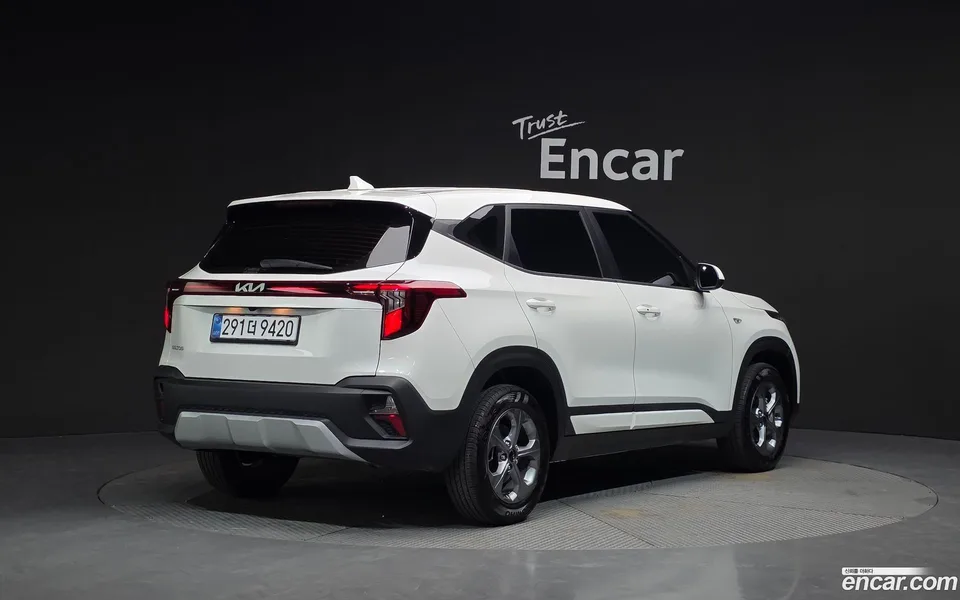 Kia Seltos 2.0 2WD 2024 — миниатюра 2