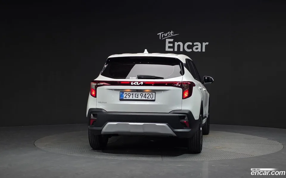 Kia Seltos 2.0 2WD 2024 — миниатюра 4