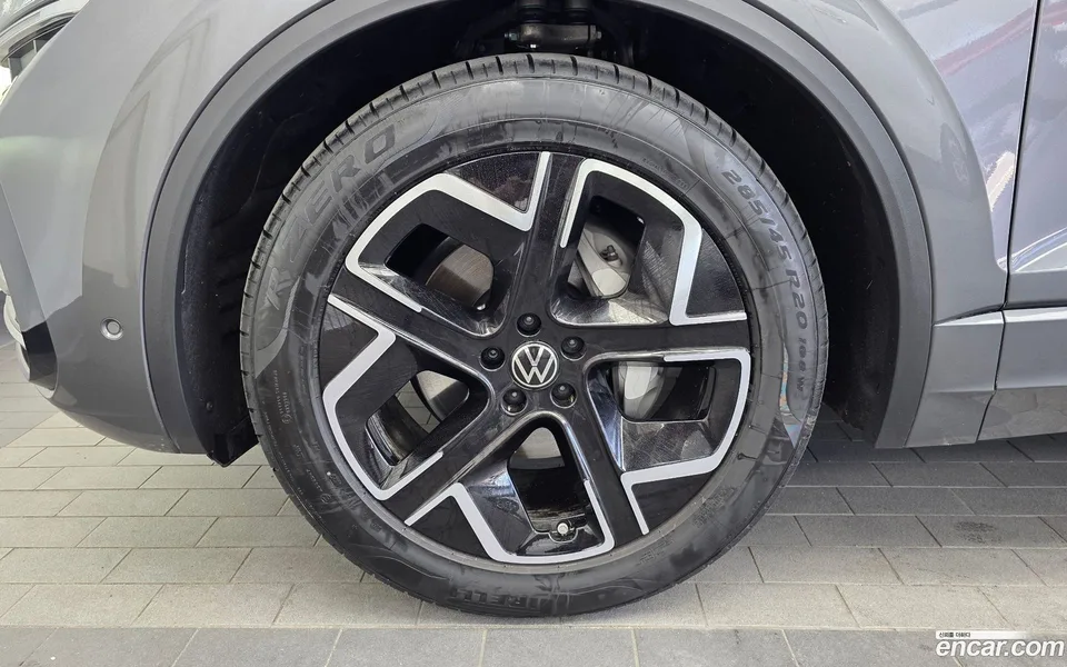 Volkswagen Touareg 3.0 TDI 2025 — миниатюра 5