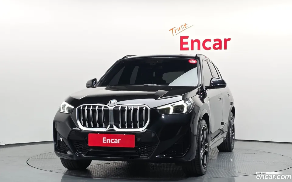 BMW X1 xDrive 20i M 2024 — миниатюра 3