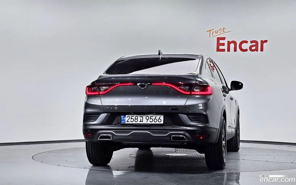 Renault Samsung XM3 (Arkana) 1.6 E-TECH RE 2023 — миниатюра 4