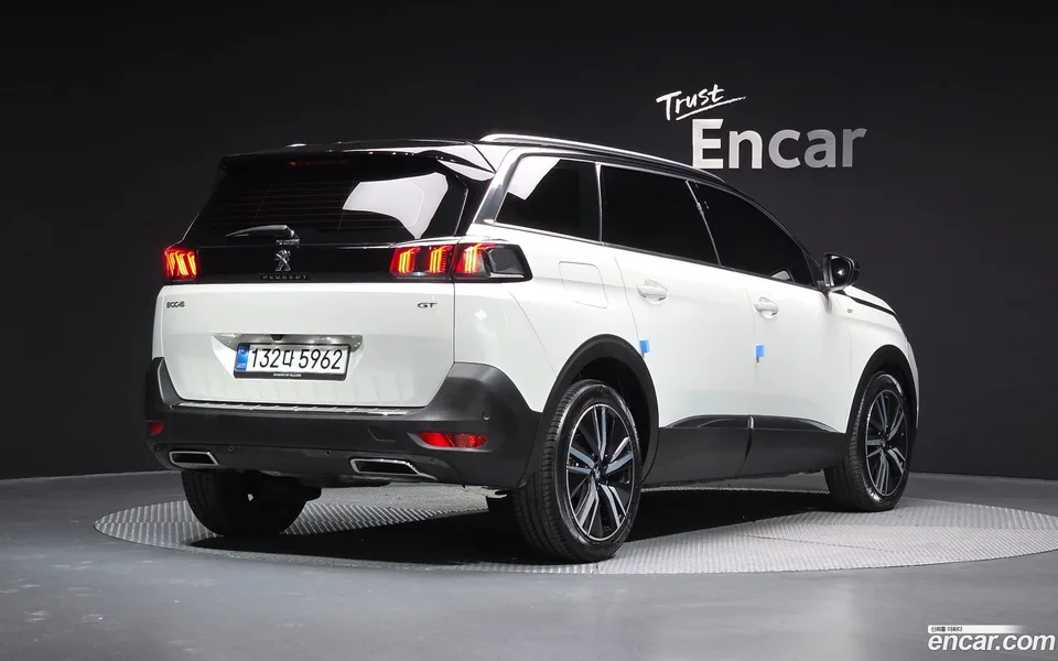 Peugeot 5008 1.2 Pure Tech GT 2024 — миниатюра 2
