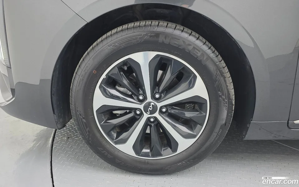Kia K8 Hybrid 2025 — миниатюра 5