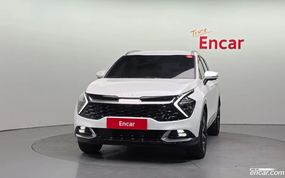 Kia Sportage Hybrid 2WD 2024 — миниатюра 3