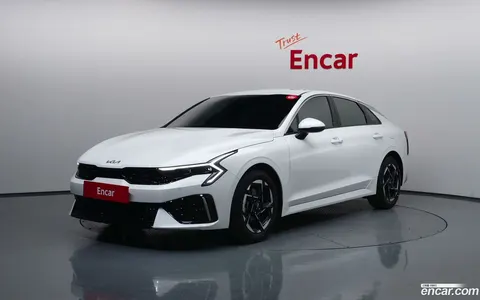 Kia K5 2025 купить в Москве