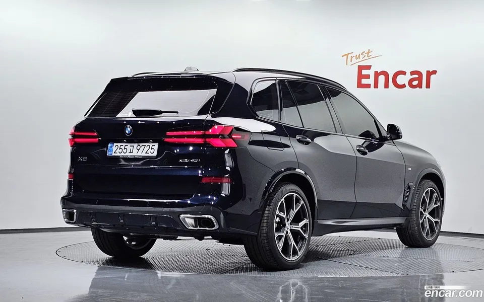 BMW X5 xDrive 40i M 2026 — миниатюра 2