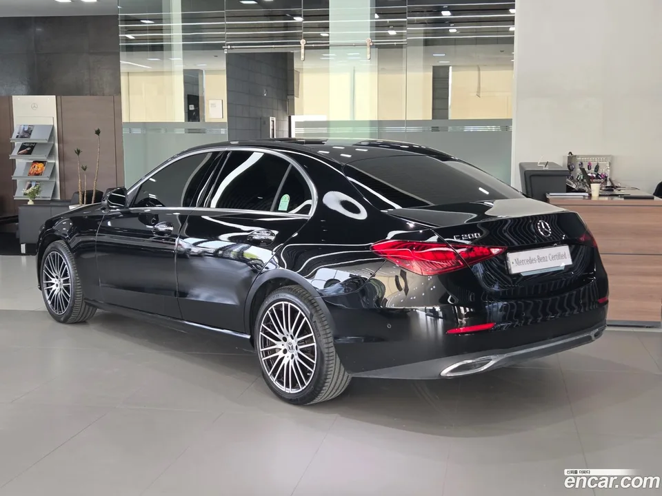 Mercedes-Benz C-Class C200 2024 — миниатюра 2