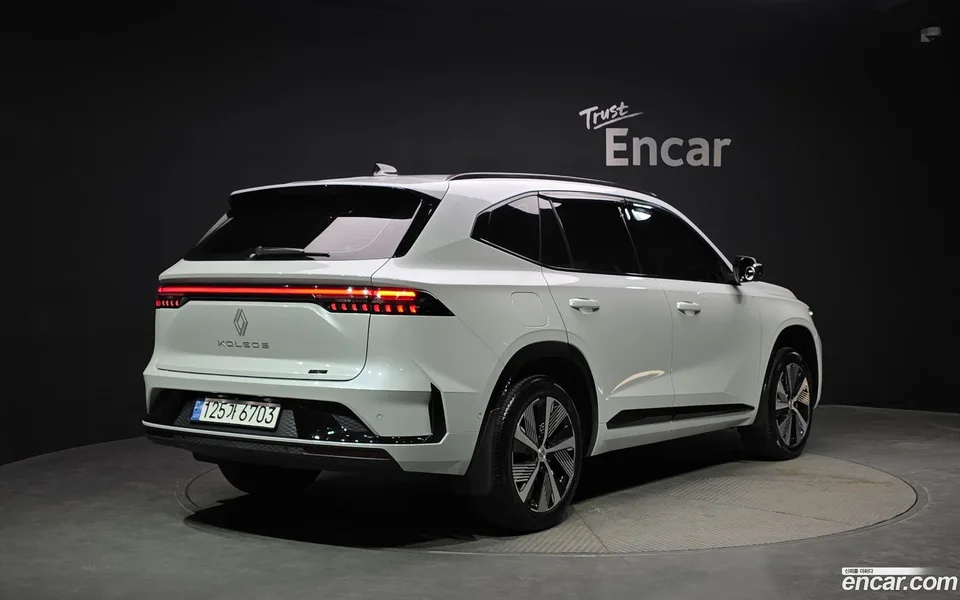 Renault Samsung Grand Koleos 1.5 E-TECH 2WD 2024 — миниатюра 2