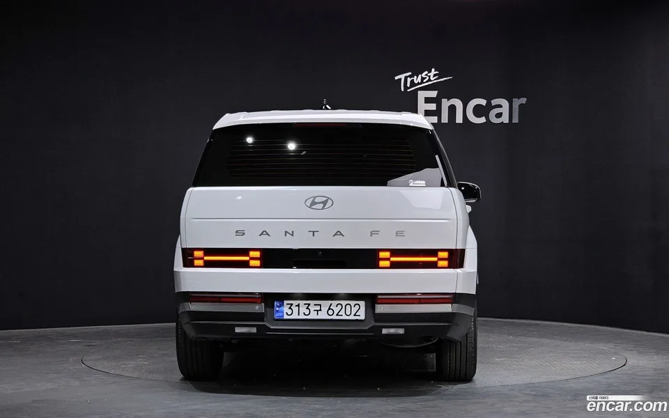 Hyundai Santa Fe HEV 1.6 2WD 2024 — миниатюра 4