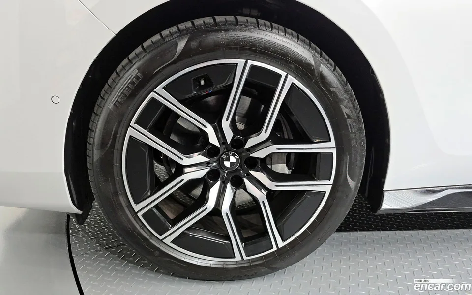 BMW 7 Series 740d xDrive M 2025 — миниатюра 5