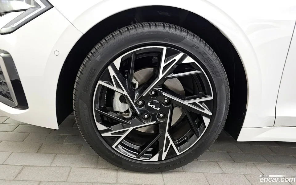 Kia K5 2.0 2024 — миниатюра 5