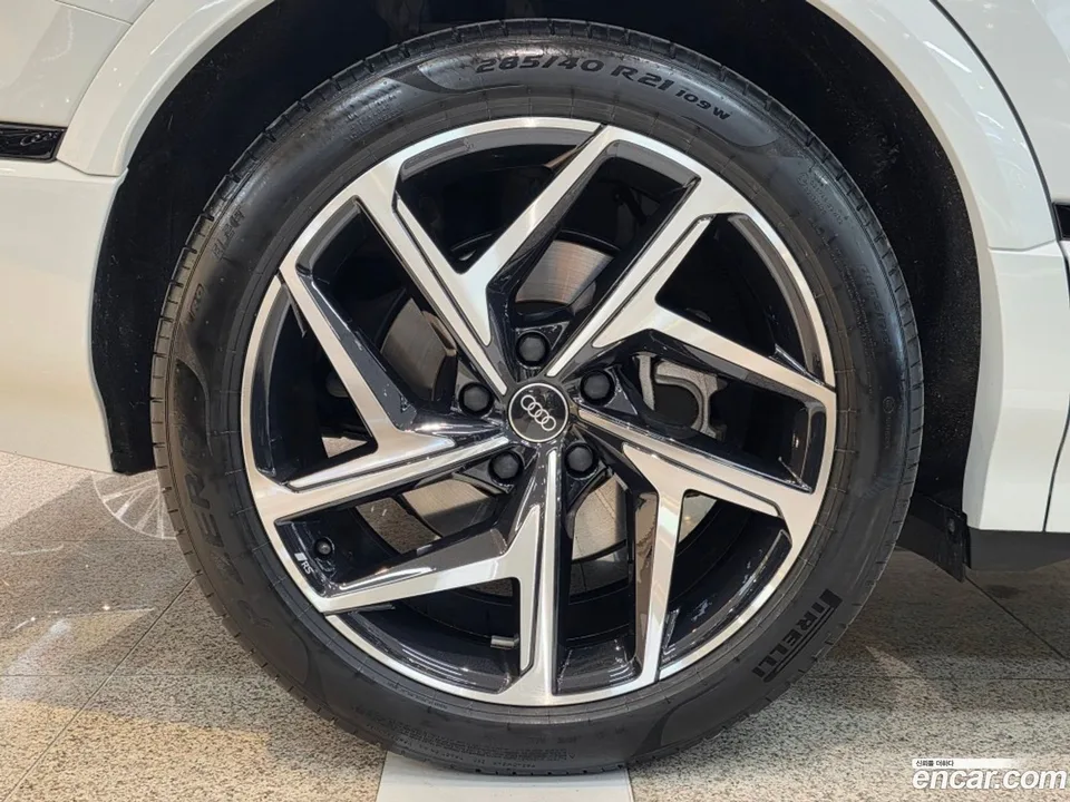 Audi Q6 e- 2025 — миниатюра 5