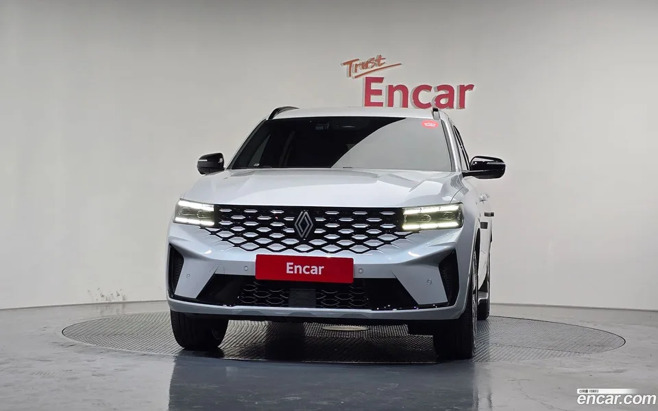 Renault Samsung Grand Koleos 1.5 E-TECH 2WD 2025 — миниатюра 3