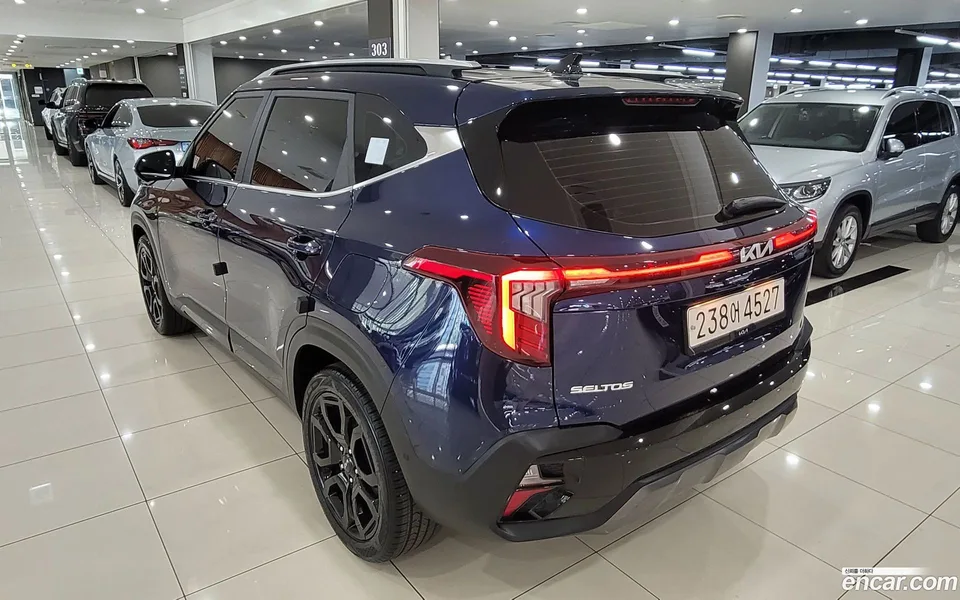 Kia Seltos 2.0 2WD 2022 — миниатюра 2