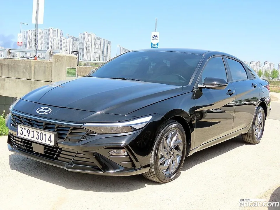 Hyundai Avante CN7 1.6 2023 — миниатюра 2