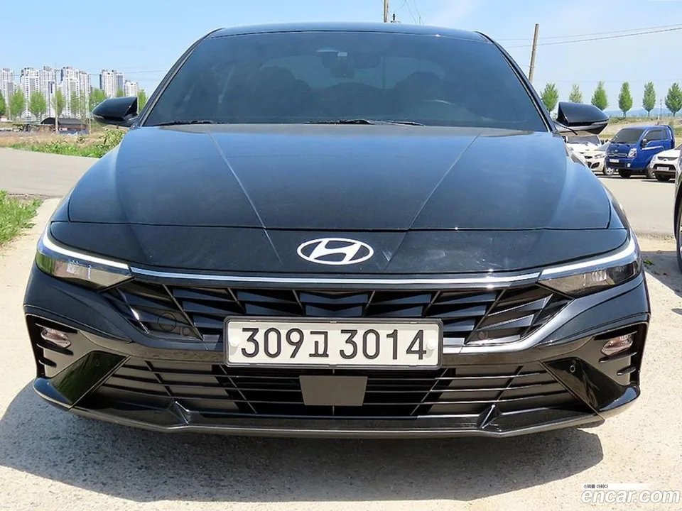 Hyundai Avante CN7 1.6 2023 — фото 1, купить с доставкой в Москву