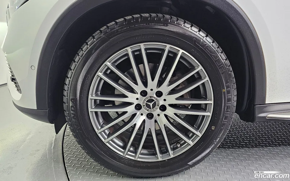 Mercedes-Benz GLC-Class GLC220 d 4MATIC 2023 — миниатюра 5