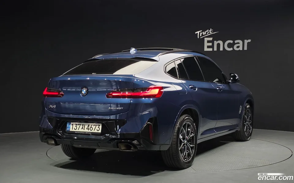 BMW X4 xDrive20i M 2022 — миниатюра 2